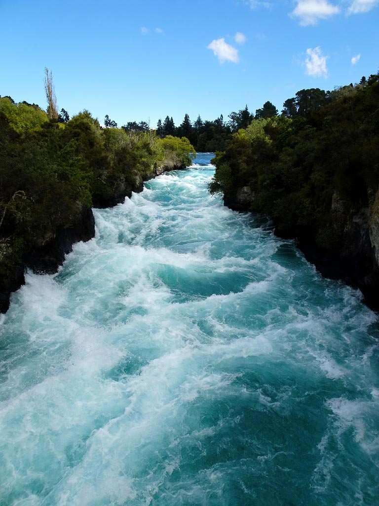 Huka Falls Neuseeland, türkis leuchtendes Wasser