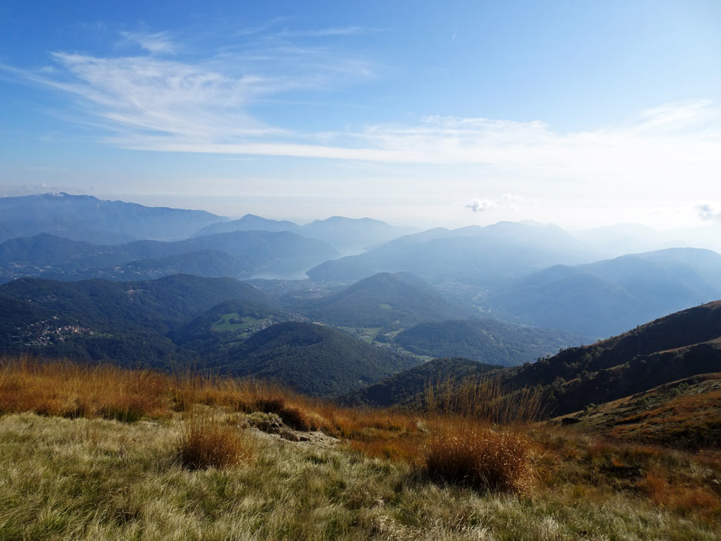 Ausblick vom Monte Lema: Die schönsten Tessin Sehenswürdigkeiten