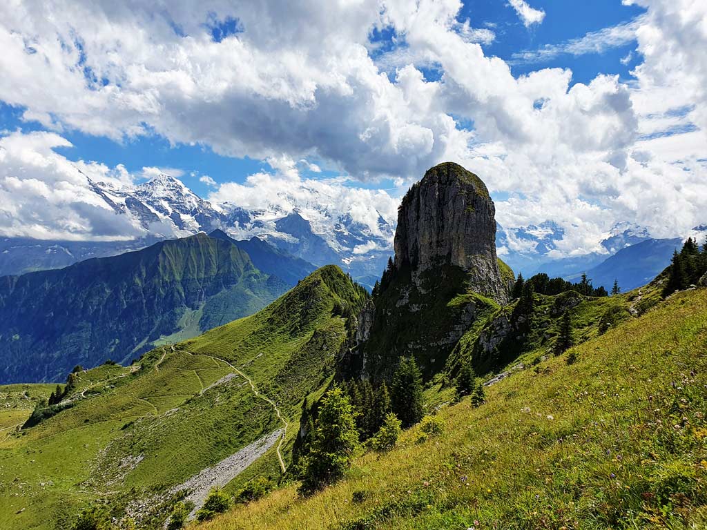 Blick vom Aussichtspunkt Daube auf Eiger, Mönch und Jungfrau
