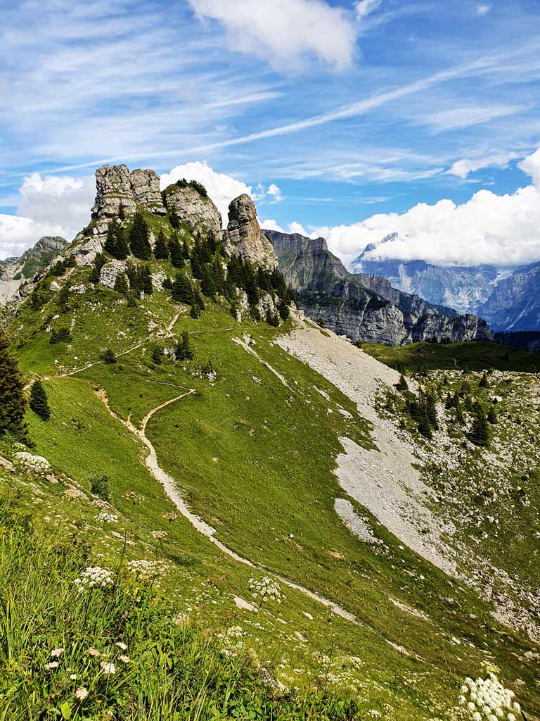 Oberberghorn, eine ganz besondere Felsformation auf der Schynige Platte Wanderung