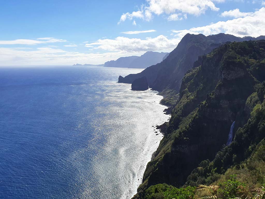 Madeira Reiseführer ebook: Reiseplanung leicht gemacht - inkl. 101 Ausflugszielen Part-Time-Travel Reiseblog