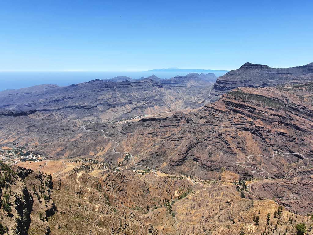 Kurvenreiche Strecken im Südwesten Gran Canarias.