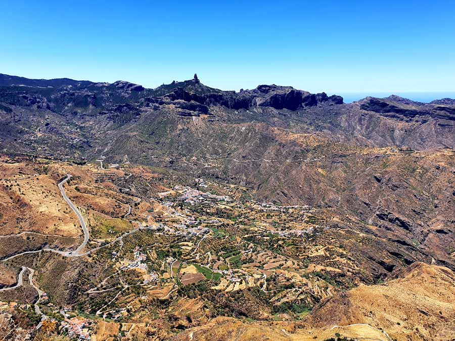 Das Inselzentrum von Gran Canaria ist im Sommer ausgetrocknet.