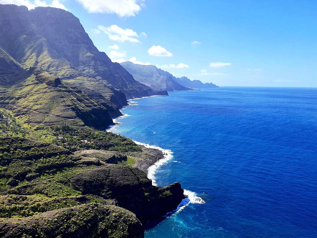 Gran Canaria wandern: Küstenwanderung Agaete - Playa de Guayedra entlang der spektakulären Steilklippen der Nordwestküste Gran Canarias