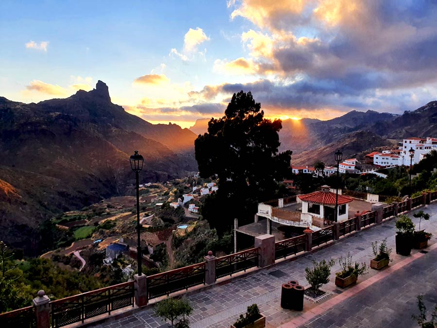 Tejeda Gran Canaria: Promenade bei Sonnenuntergang