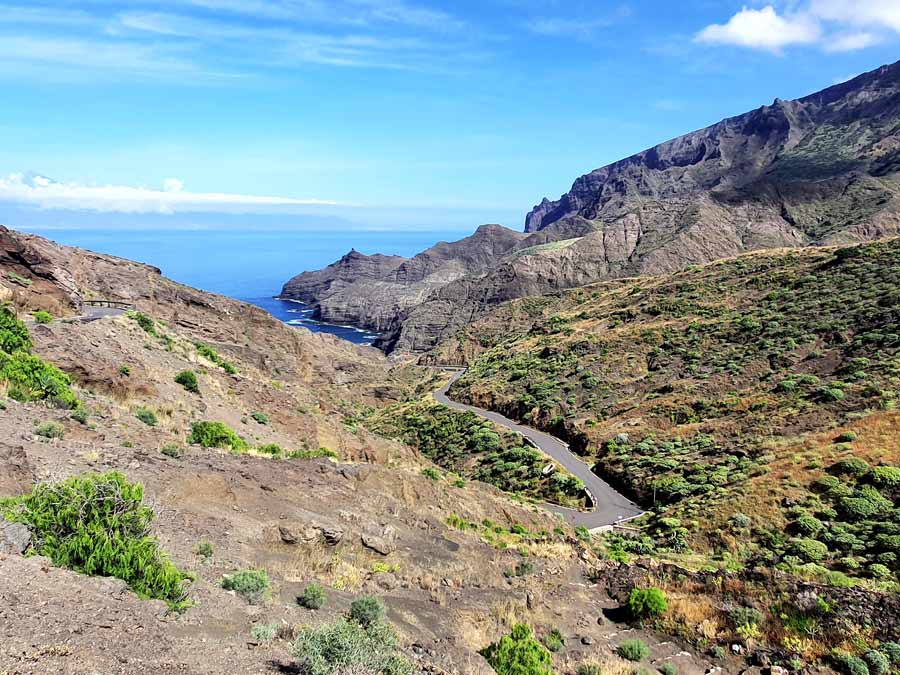 Autofahren La Gomera Tipps & Erfahrungen: Schmale Nebenstrasse im Norden La Gomeras zur Küste