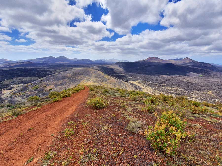 Lanzarote Aktivitäten & Ausflüge Tipps: Offroad-Piste in der Vulkanlandschaft Lanzarotes