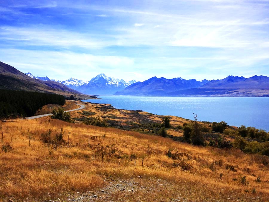 Neuseeland Highlights Südinsel: Lake Pukaki mit Mount Cook im Hintergrund