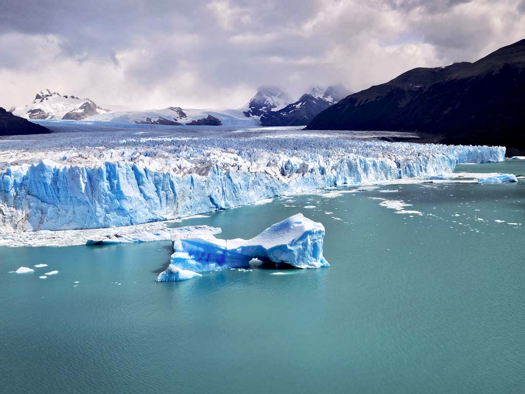 Patagonien Auto mieten El Calafate Tipps: Mit dem Mietwagen zum eindrücklichen Perito Moreno Gletscher, bevor die Touristenbusse eintreffen