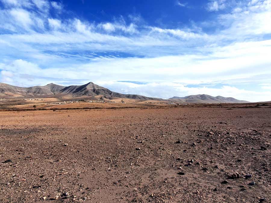 Fuerteventura im Januar Erfahrungen Klima: Ausblick Richtung in Richtung der Berge des Inselzentrums