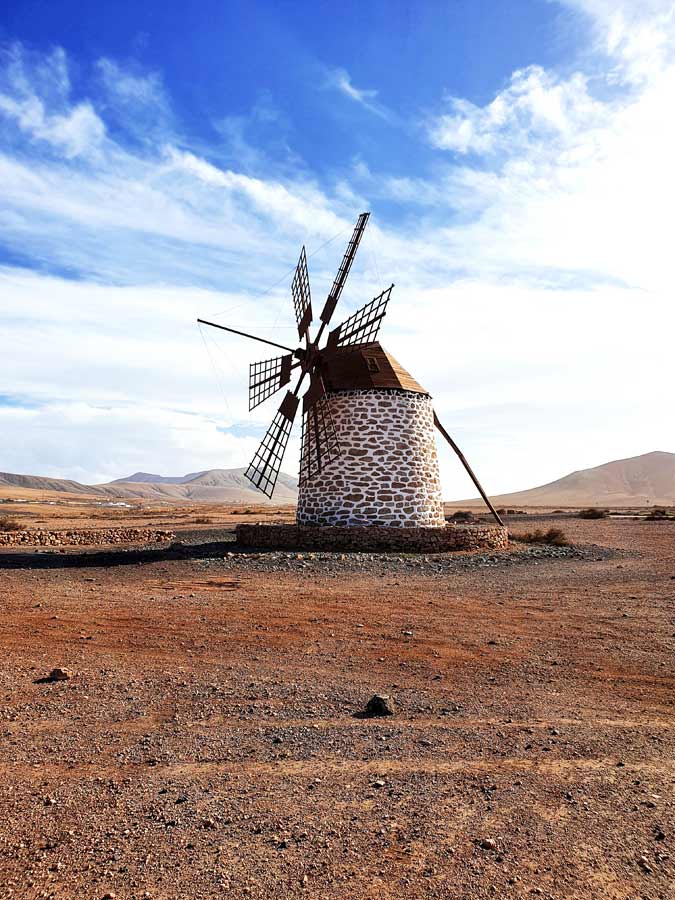 Fuerteventura Aktivitäten und Sehenswürdigkeiten: Windmühle El Molino de Tefía